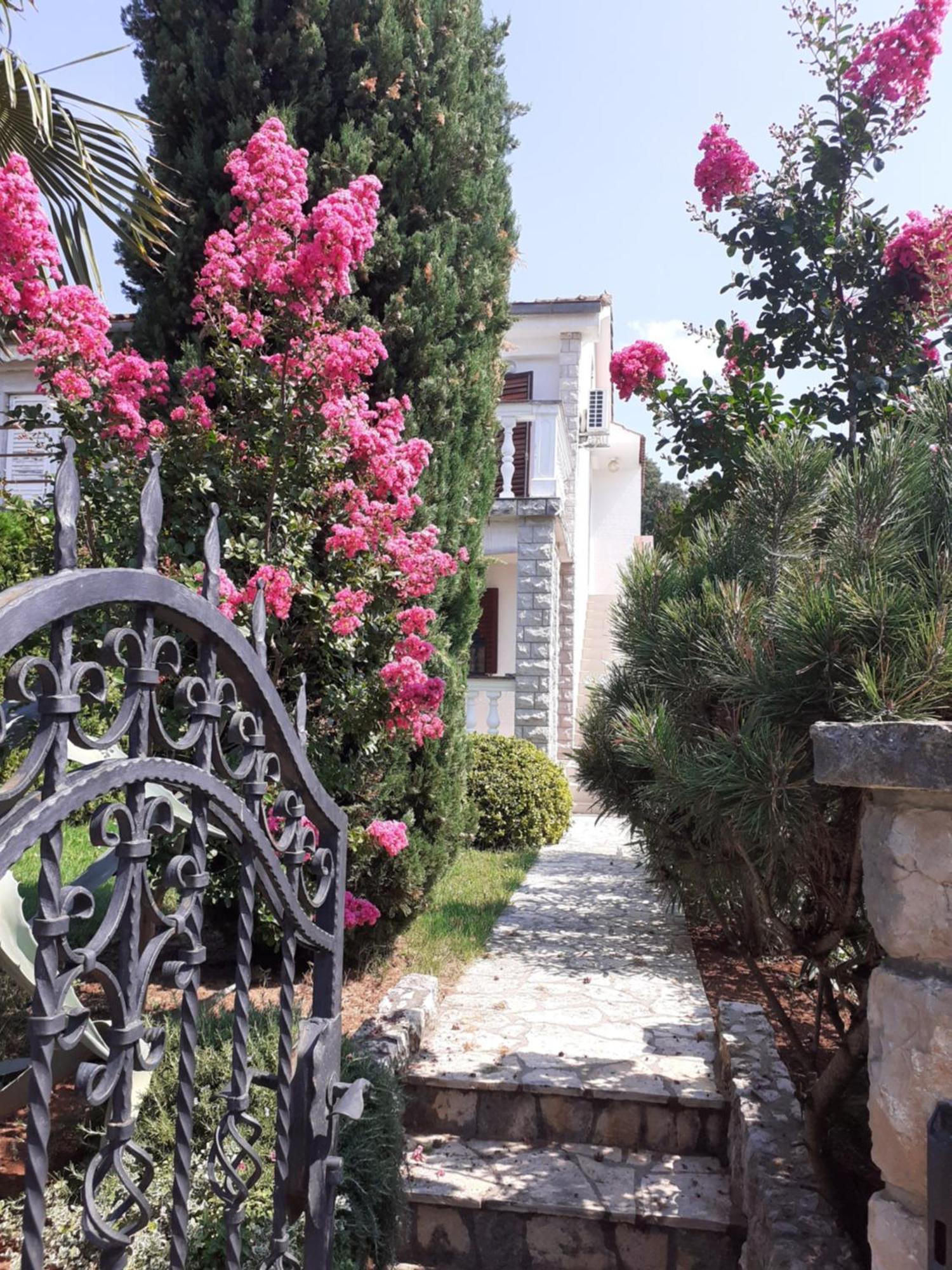 Holiday Home On Island Of Krk 말린스카 외부 사진